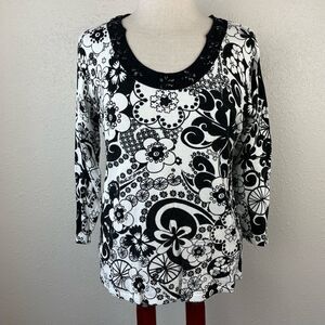 EUC Multiples Womens 3/4 Sleeve Foral Black and White Top Size M